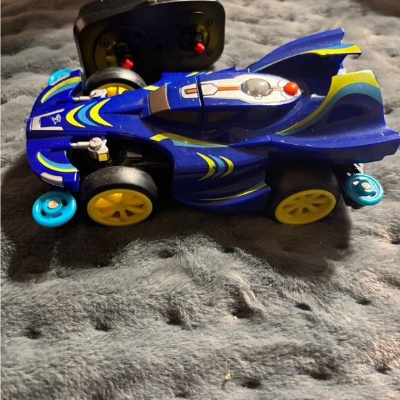 Scan2Go Blue Remote Control Race Car - Picture 2 of 4